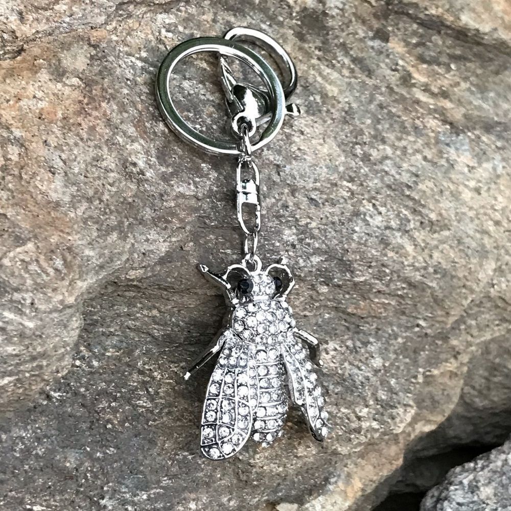 Austrian Crystal Bee Keychain‎ - Picture 5 of 7